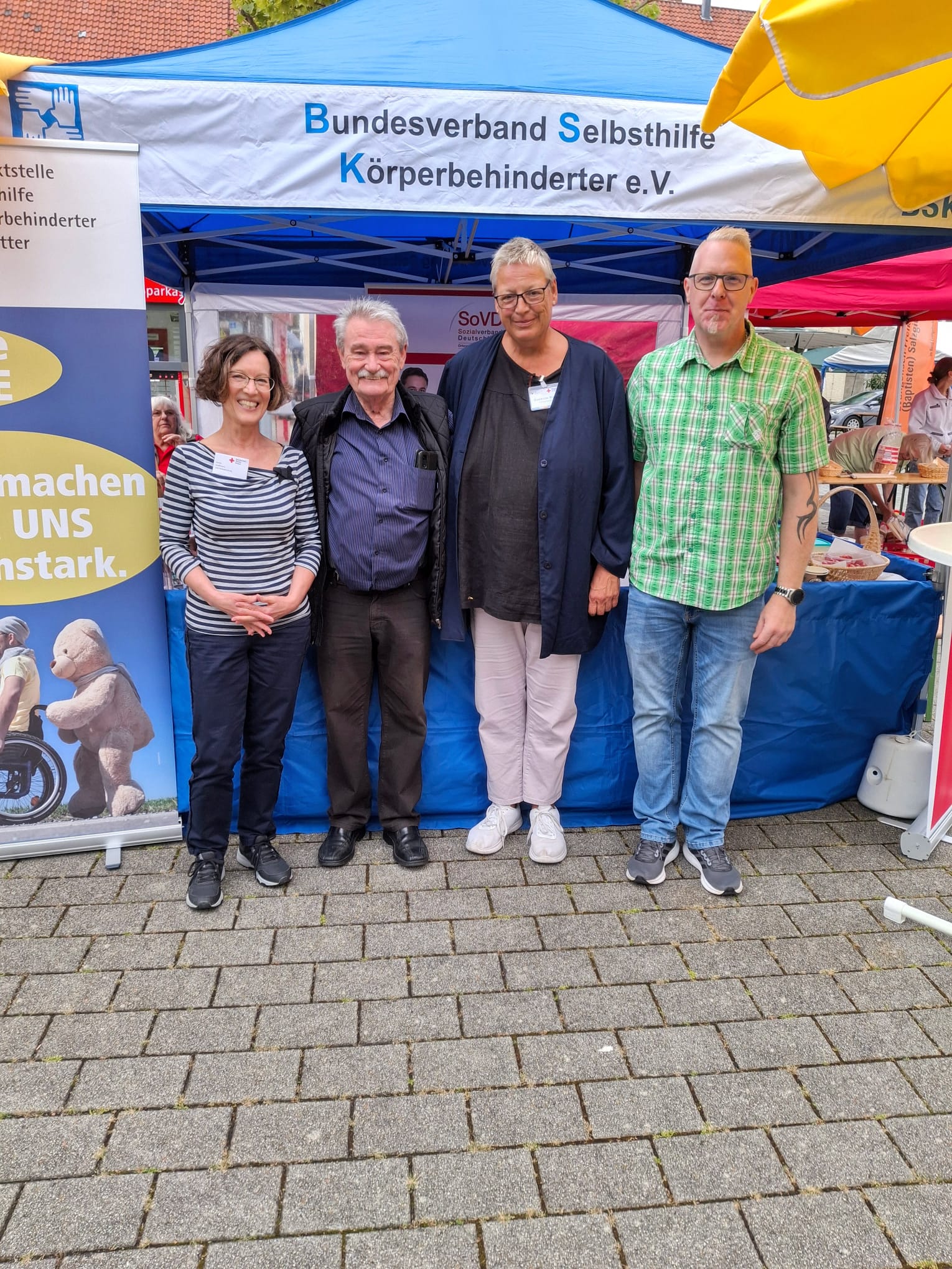 v.l Frau Hoffmann (EUTB) mit Hans Werner Eisfeld (BSK), Frau Koch (EUTB), Ralf Sevczik (BSK)