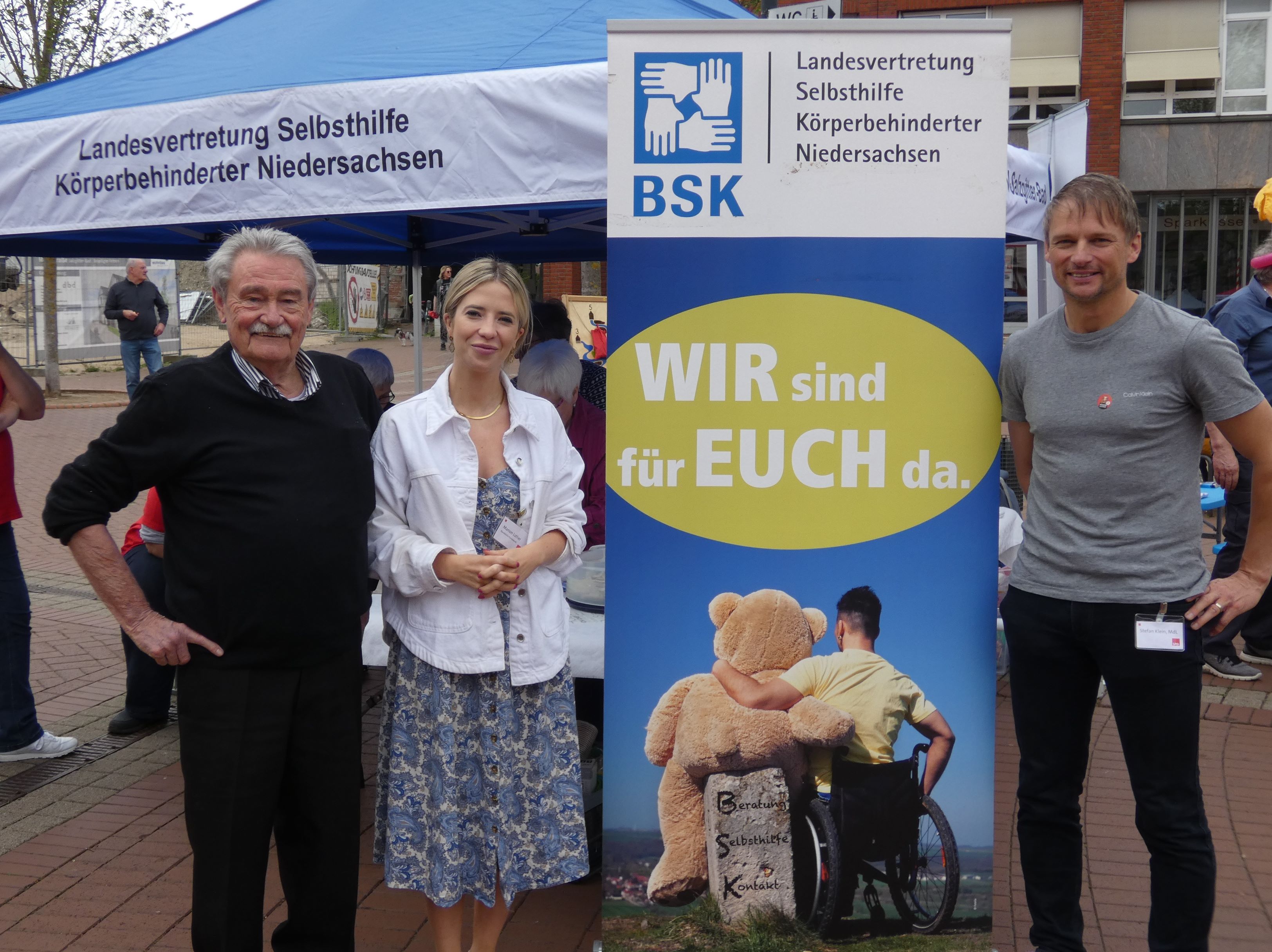 Hans-Werner Eisfeld mit Europa-Kandidatin Manon Luther und Stefan Klein MdL Niedersachsen